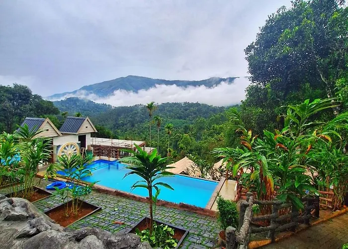 Iceberg Hill View Resort Munnar