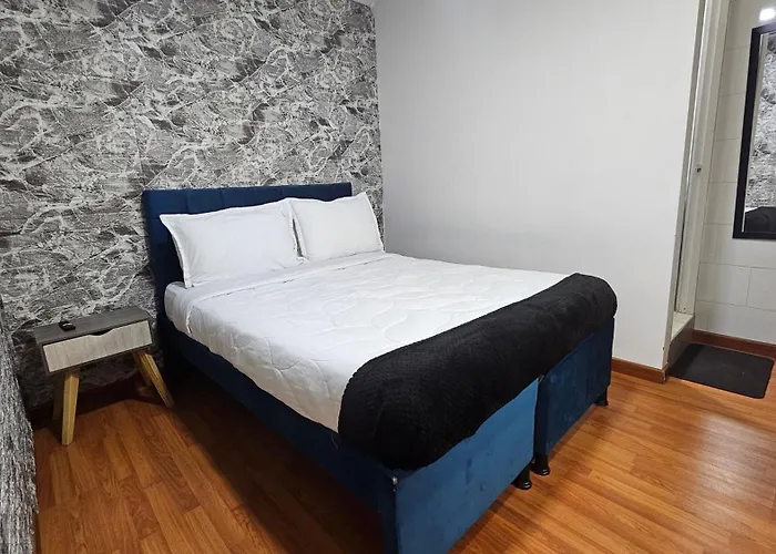 Colisseum Roma House- Campin Simón Bolivar Movistar Embajada compensar Bogotá