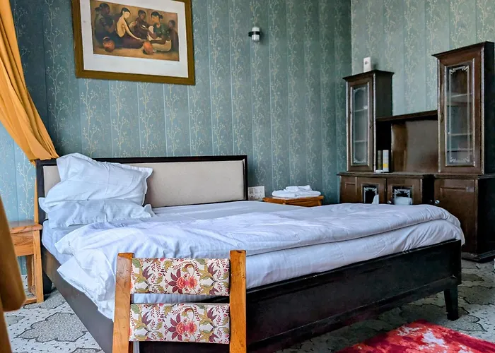 Qila Hotel Moradabad