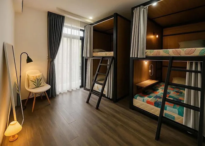 Start House Capsule 5 Min Walk To The Airport Hotel Ho Chi Minh City