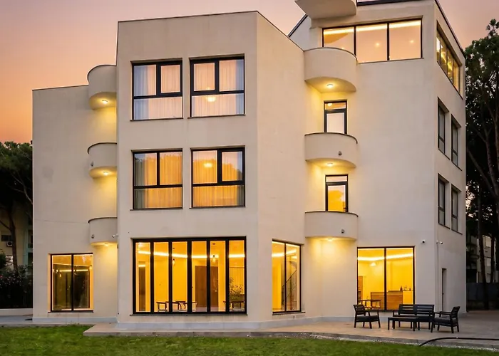 The Honeycomb Boutique Hotel Golem 