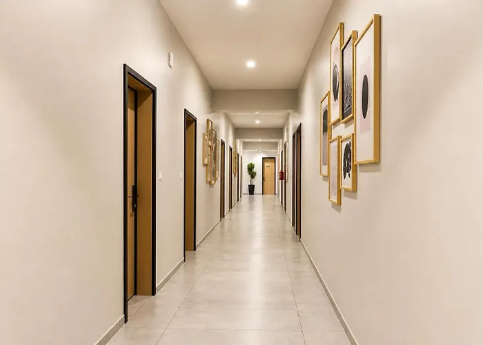 Ixoras Hotel Lemba Kinshasa