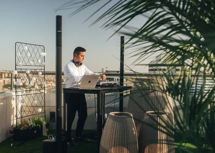 Crowne Plaza Madrid - Centre Retiro By Ihg Hotel