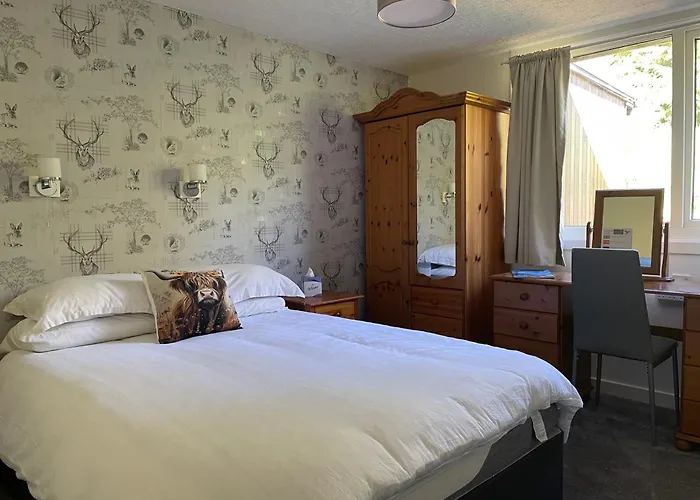 Ben View Phoenix Hotel Strontian