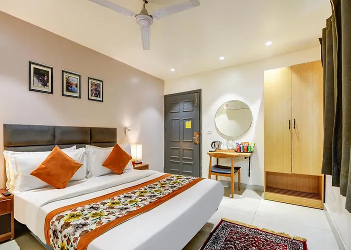 Qotel Comfort Ip Residency East Delhi Preet Vihar New Delhi