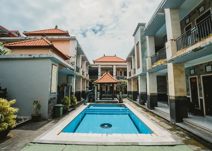 Santhi Graha Guest House Legian (Bali)