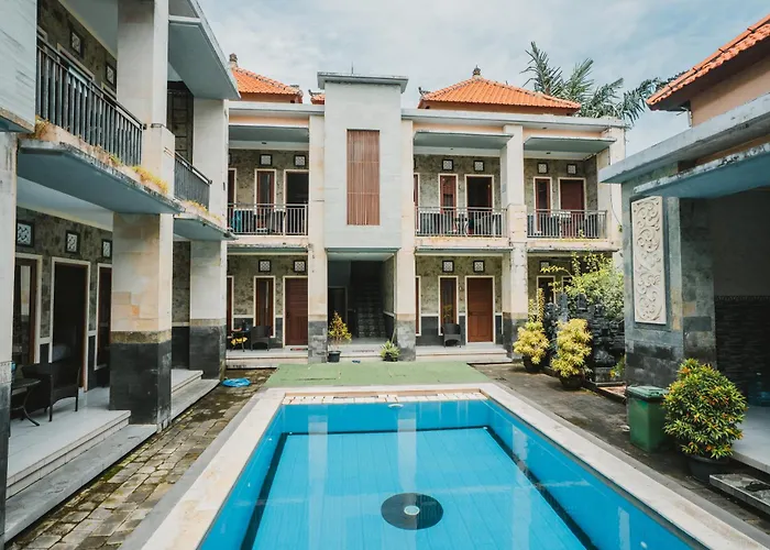 Santhi Graha Guest House Legian (Bali)
