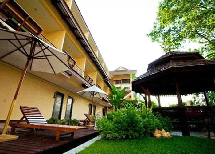Suphan Lake Hometel Bangkok