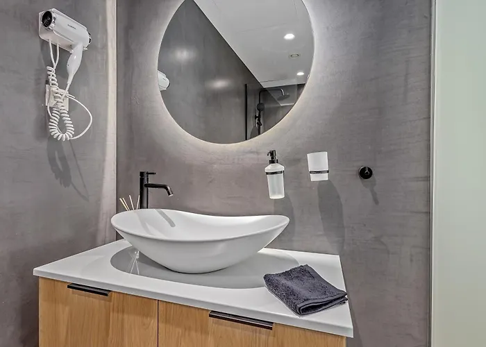 Athens Theatrou Apartments
