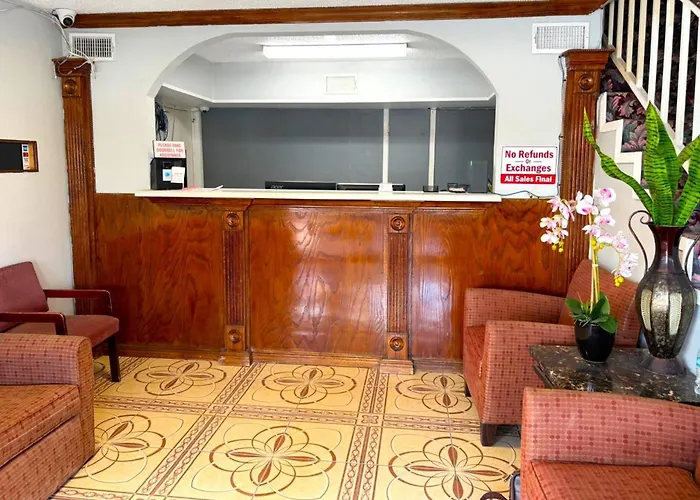 Regency Inn Three Rivers I-37