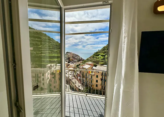 The Manarola Sea View Hotel