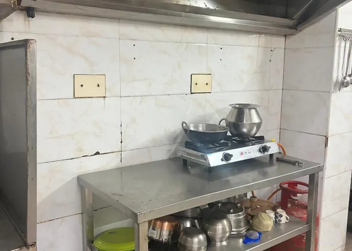 Gulnaar Inn Near Us Counsulate Sankar Nethralaya Apollo Hospital Chennai