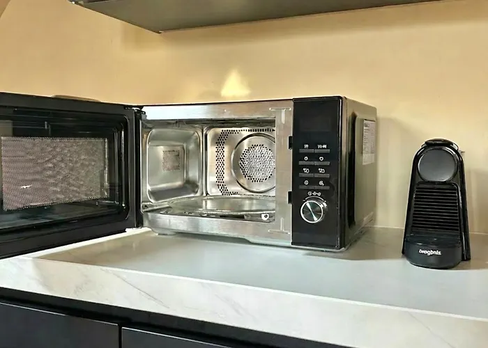 Breda Apartment With Kitchen & Private Bathroom 2P