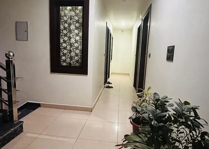 Saraswati Dhaam Hotel Vrindavan