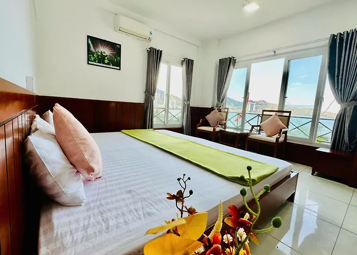 Hòn Chồng Hotel Nha Trang