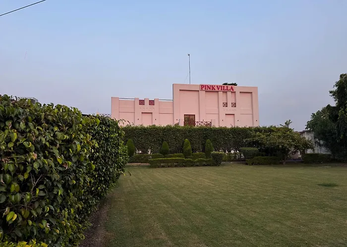 Pink Villa Boutique Hotel Meerut