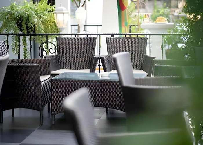 Iconic Hotel กรุงเทพมหานคร