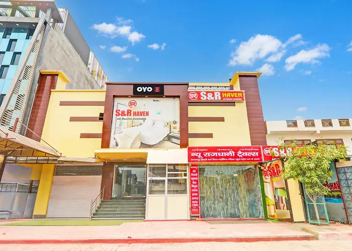 Hotel O S&R Haven Kānpur