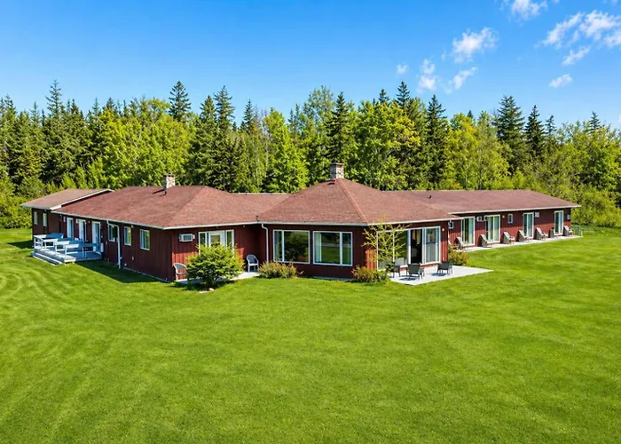 Baddeck Inn