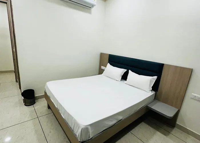 Grover International Hotel Bathinda