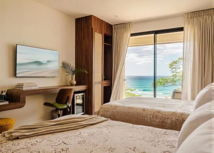 Iguana Surf Camp Hotel Tamarindo
