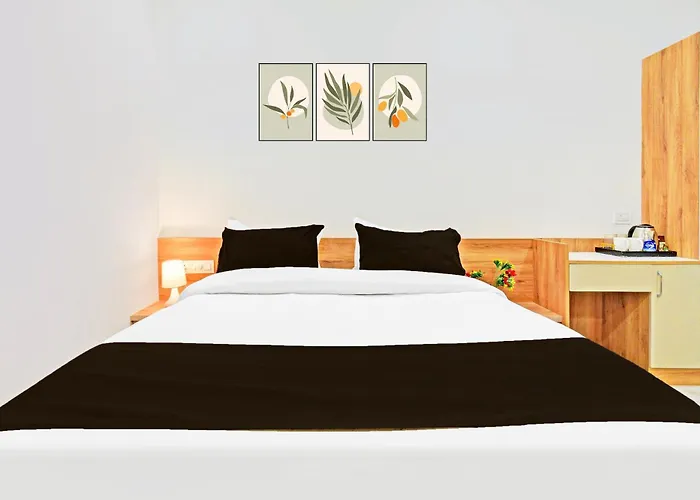 Super Townhouse Oak Kompally Hyderabad