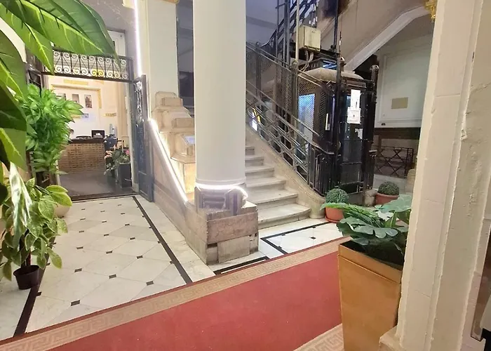 New Palace Cairo