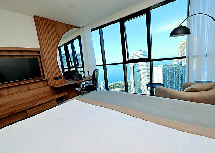 Sea View Plaza Batumi Centre Aparthotel