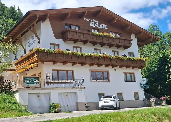 Pension Razil Xo Ladis