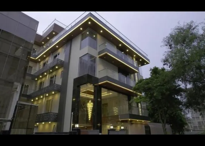 The Grand Oasis Hotel & Resort I Near India Expo Mart Greater Noida