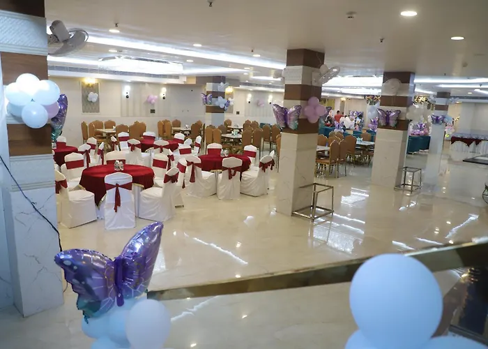 The Grand Oasis Hotel & Resort I Near India Expo Mart Greater Noida