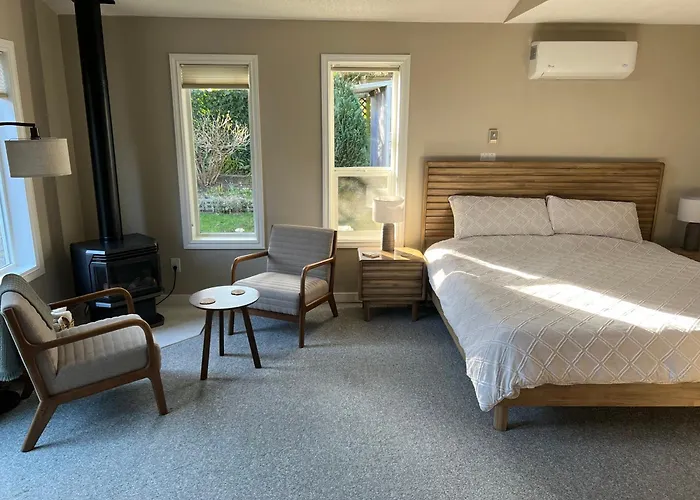 Five Gables B&B Qualicum Beach