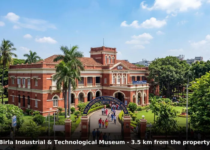 Super Hotel O Tagore Park Laskarhat Formerly Shankar Guest House Kolkata