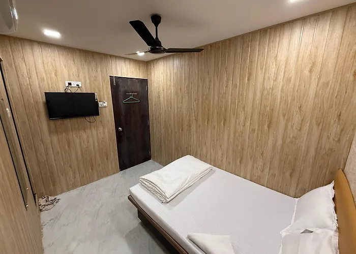 Hotel Marine Line Near Churchgate Mumbai 