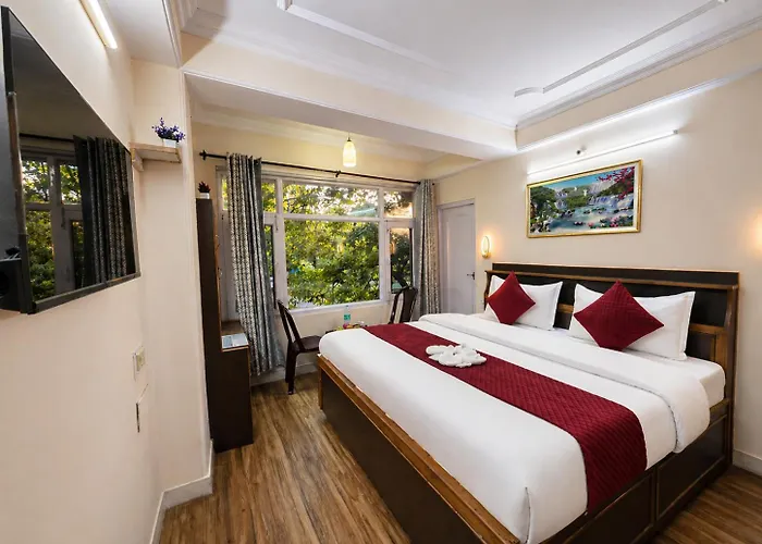 Sapphire B&B Near Mall Road Shimla