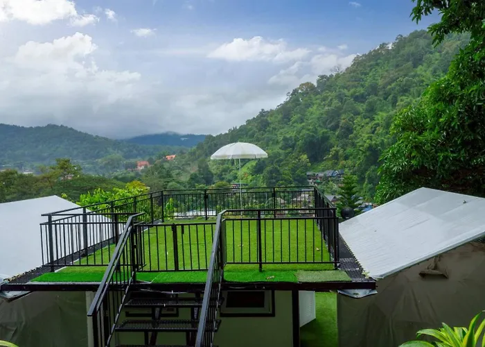 Hotel Blue Sky Moncham Chiang Mai