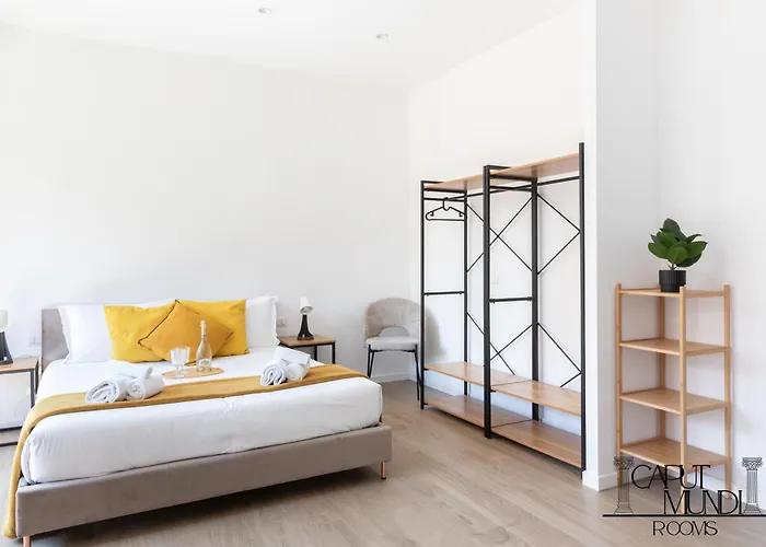 Caput Mundi Rooms - 100Mt To Metro A, Terrace, A-C, 15 Min To Center Rome