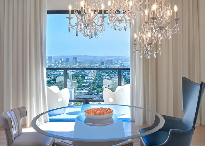 The Valorian Los Angeles, Curio Collection By Hilton