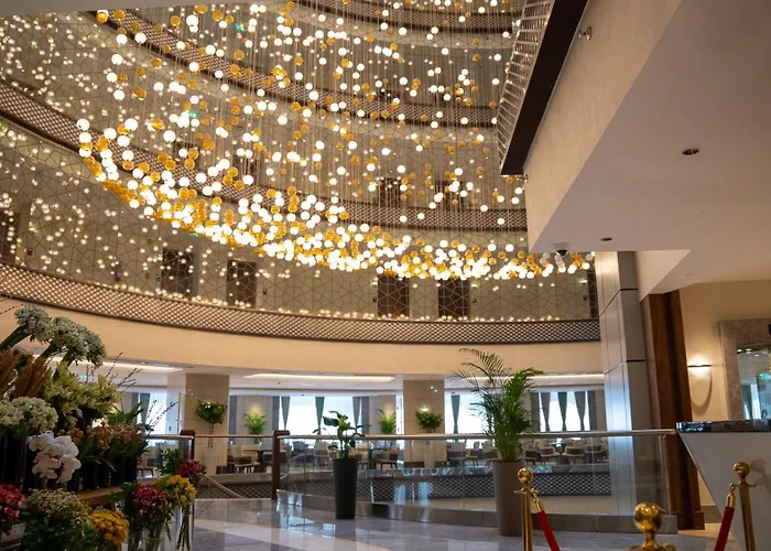 Peninsula Worth Hotel Medina