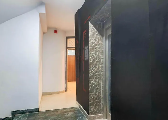 Super Townhouse Super Anmol Residency Hotel New Delhi