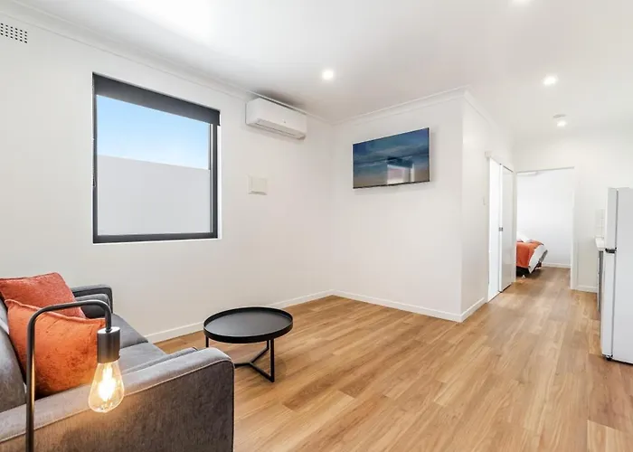 Canterbury Street Apartments Casino
