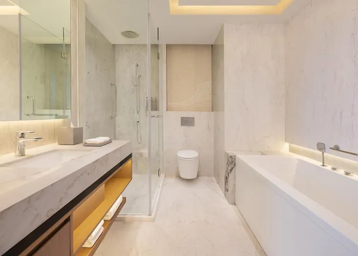 Courtyard By Marriott Ranchi Hotel