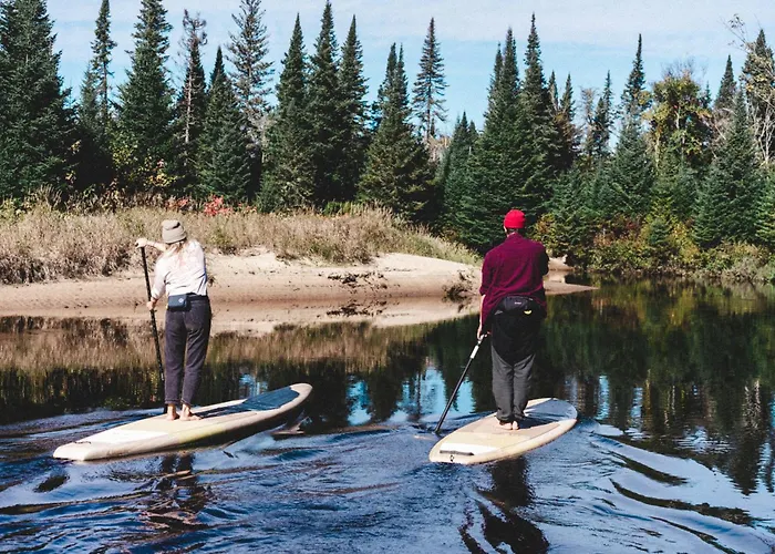 Farouche Tremblant Cabines Nature Avec Bain Nordique Lac Superieur