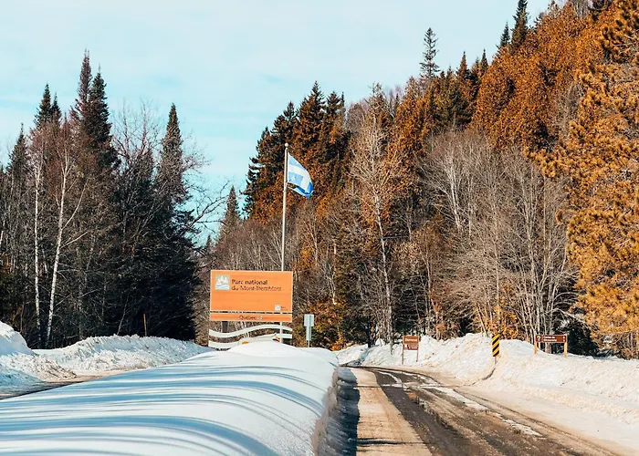 Farouche Tremblant Cabines Nature Avec Bain Nordique Lac Superieur
