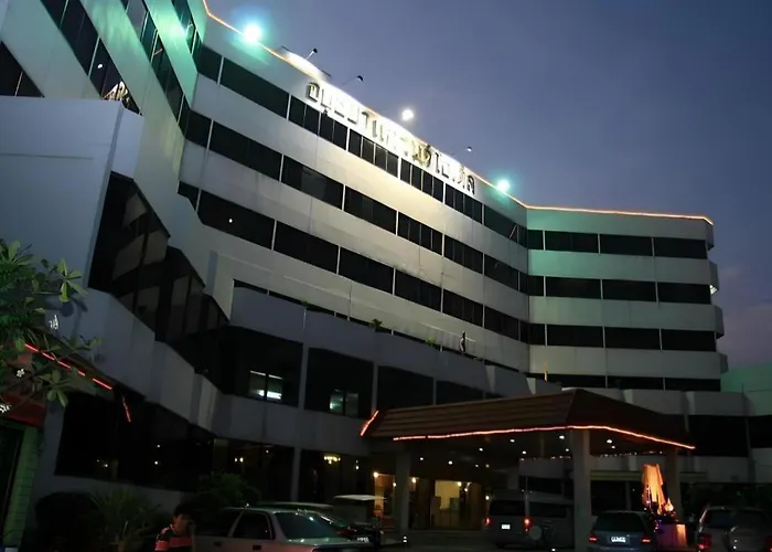 Ayutthaya Grand Hotel Ban Han Tra Fang Nua
