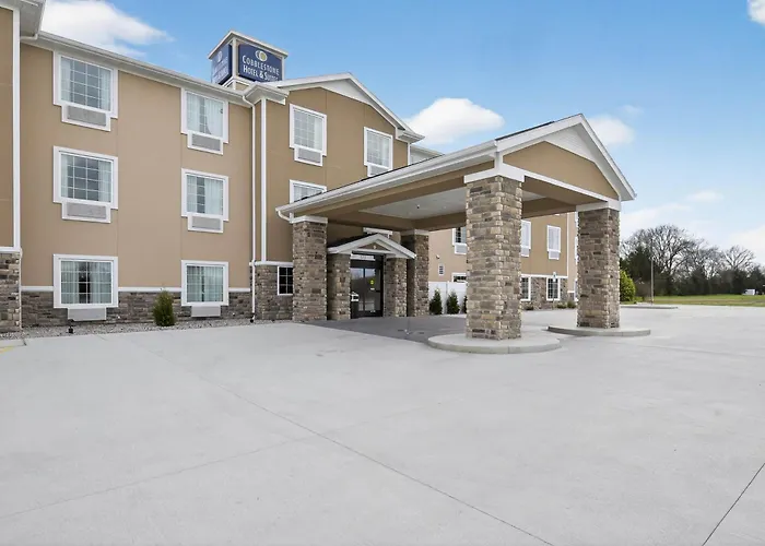 Cobblestone Hotel & Suites - Eaton