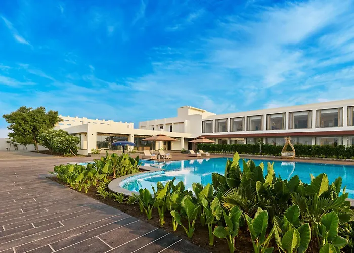 Empire By Zuper Hotel Bhopal