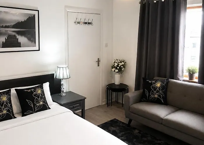 Comfortable Rooms Near Basildon Town Centre