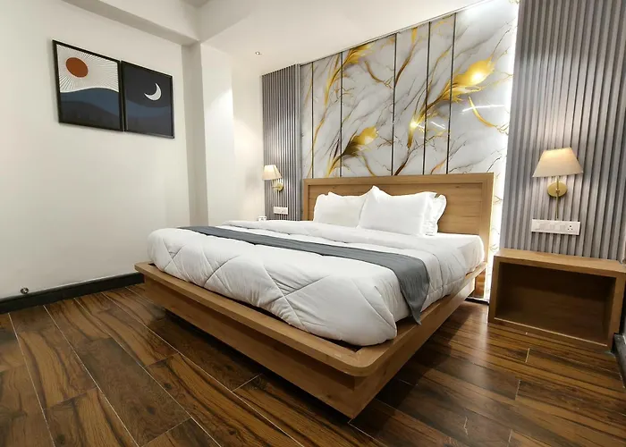 Hotel Premjees Paradise Solan