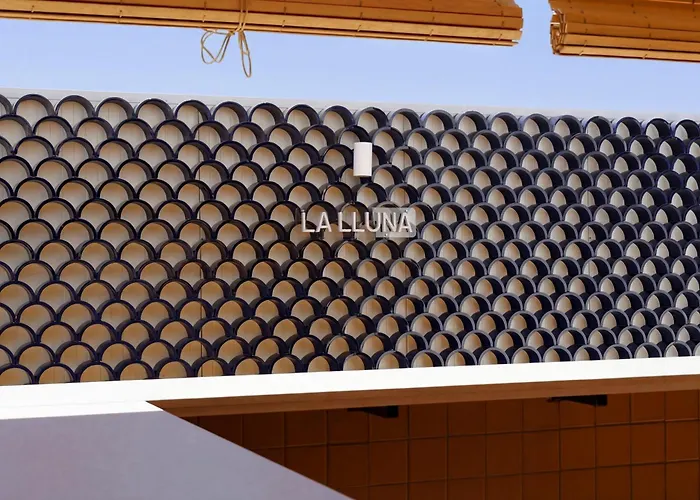 Kora Lluna Valence
